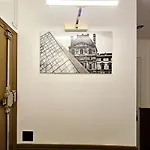 Your Hidden Charm By Paris * Le Kremlin-Bicêtre
