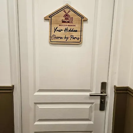 Your Hidden Charm By Paris * Le Kremlin-Bicêtre